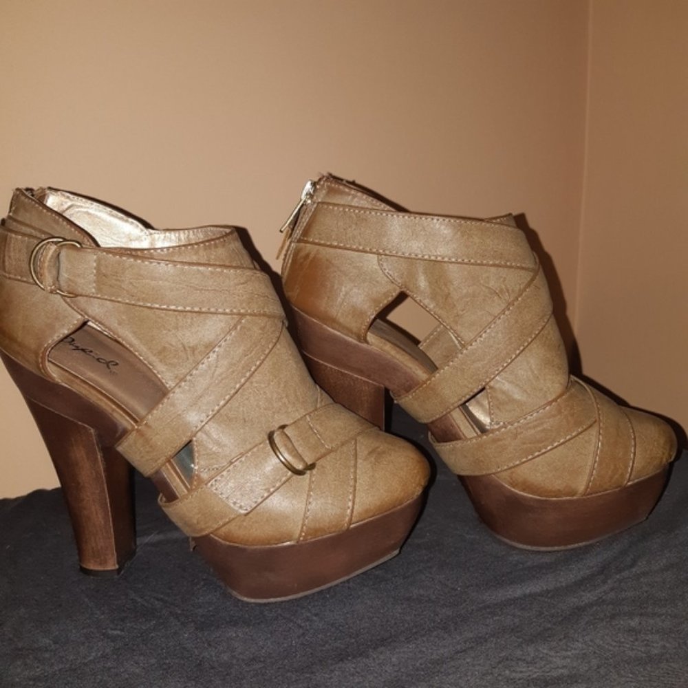 Qupid Heel Booties with Buckle